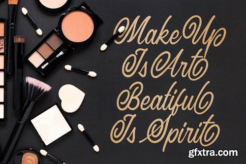 Saylena - Luxury Script Font