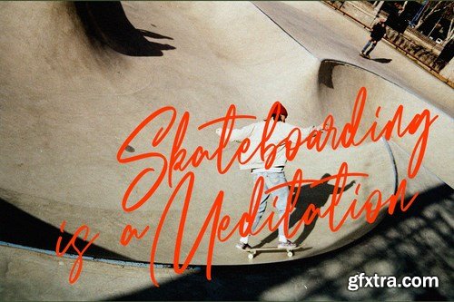 Heavenllys Fancy Script Font