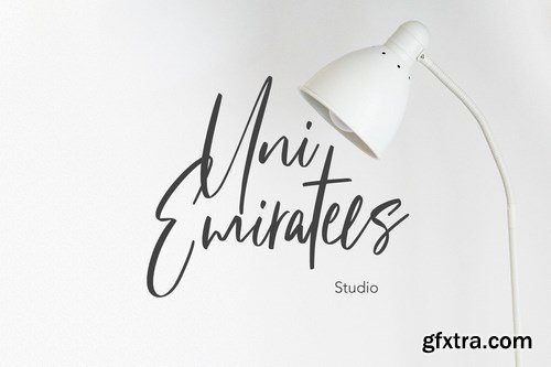 Fit Fleet Script Font