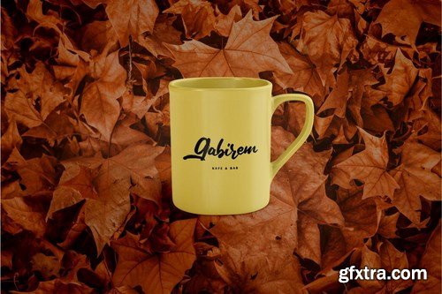 Entarel Modern Script Font