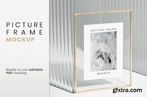 Picture frame mockup psd with gold frame