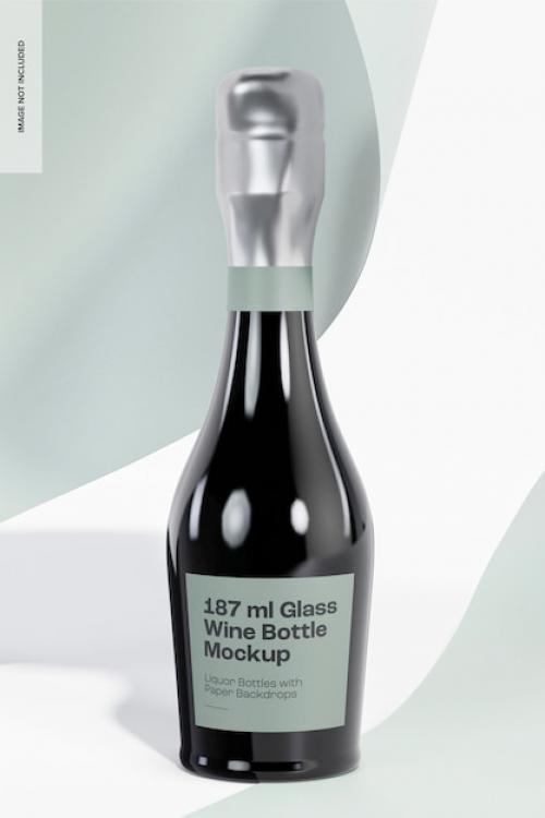 Premium PSD | 187 ml glass wine bottle mockup, front view Premium PSD