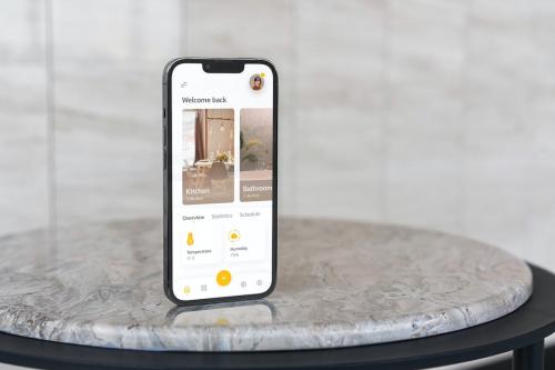 iPhone Pro 13 Screen Mockups iPhone Pro 13 Screen Mockups