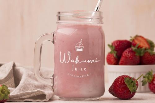 Delucy - Playful Handwritten Script Font