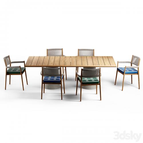 Cassina - 474 and 477 Dine Out
