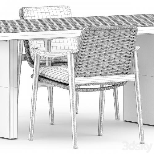 Fynn Outdoor chair and Quadrado table by Minotti