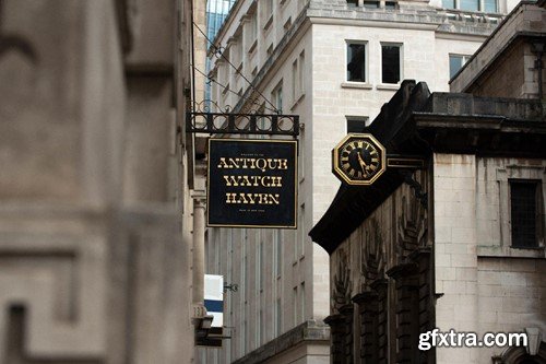 Noctune Modern Display Typeface Font RAHCMB2