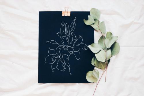 Deeezy - Abstract Flower Lily one line art drawing singulart aesthetic minimalist vector