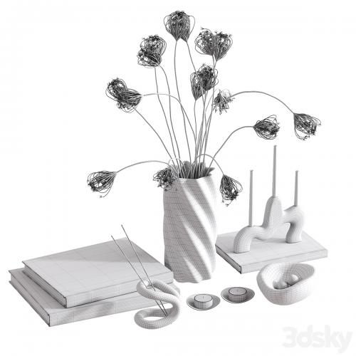 Decorative set with Pink Queen Anne's Lace
