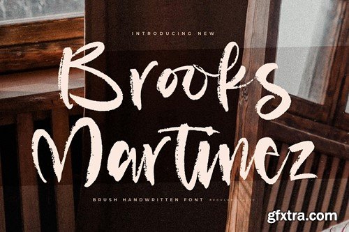 Brooks Martinez Brush Handwritten Font FM2CHQT