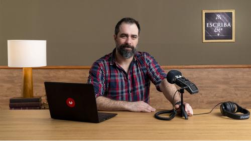 Domestika - Narrative Podcast: Telling True Stories Through Storytelling