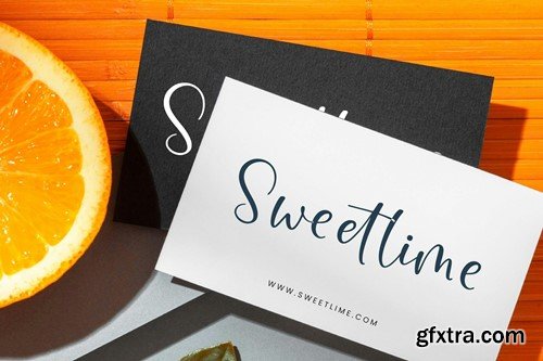 Basket Sixfruits Quirky Handwritten Font DQTT7BN