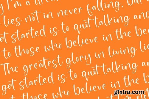 Basket Sixfruits Quirky Handwritten Font DQTT7BN