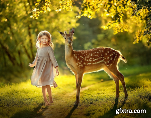 E Mikhailova - In the Studio with Natural Light and All about the Eyes