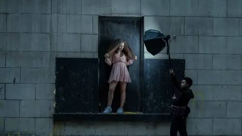 'CreativeLive - How To Create Beautiful Portraits By Simplifying Light' 'CreativeLive - How To Create Beautiful Portraits By Simplifying Light'