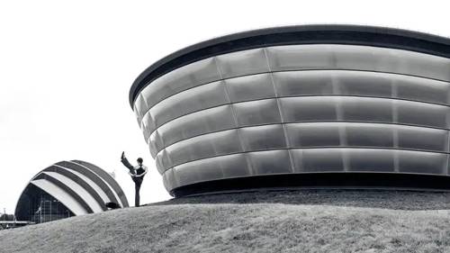 'CreativeLive - Dramatic Black & White Architecture'