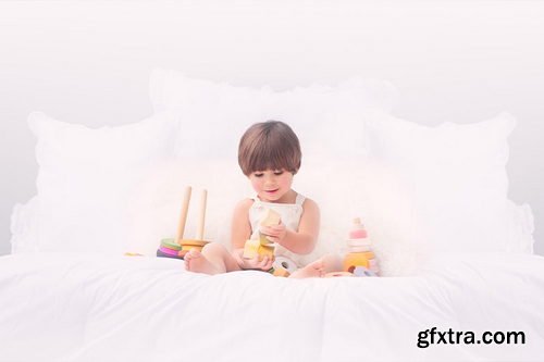 MegBittonProductions - Playing