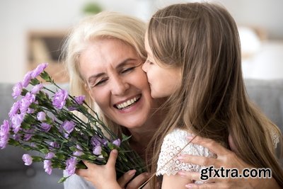 Mother's Day in Family 24xJPG 10xPNG