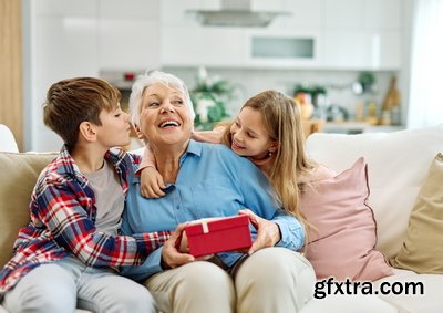 Mother's Day in Family 24xJPG 10xPNG