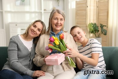 Mother's Day in Family 24xJPG 10xPNG