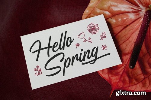 CreativeMarket - Florella Font