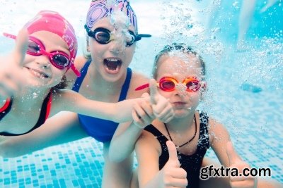 Swimming - Training and Sports 25xJPG