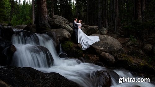 Flash Masters - How to Shoot in Midday Sun With Moira and Jesse La Plante