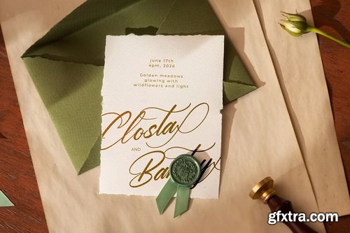 CreativeMarket - Yeliska Dasmithe Stylish Calligraphy