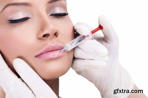 Woman Get a Botox Injection 25xJPG