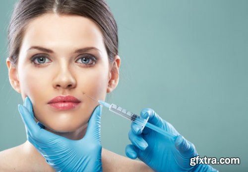 Woman Get a Botox Injection 25xJPG