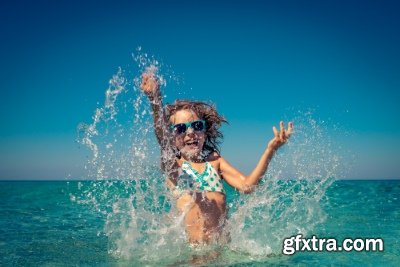 Funny Family at Holidays 40xJPG