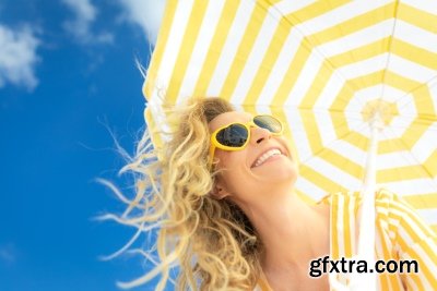 Funny Family at Holidays 40xJPG