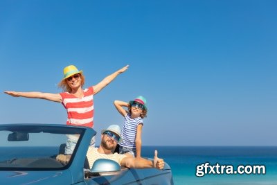 Funny Family at Holidays 40xJPG