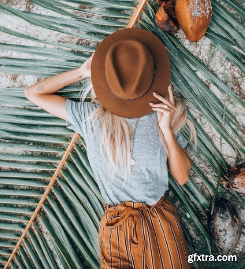 Meg Legs - Bora Bora Lightroom Presets